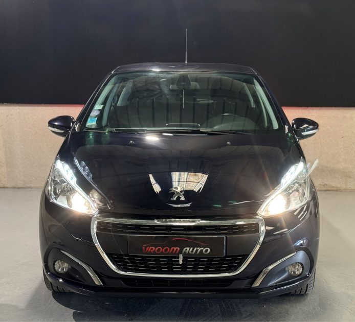 PEUGEOT 208 1.2 PURETECH 82CH STYLE  CARPLAY