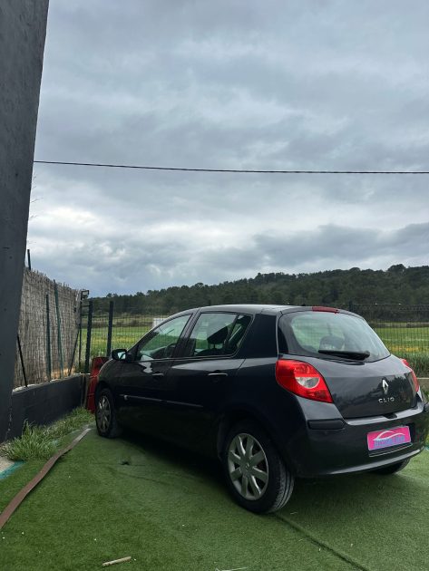 RENAULT CLIO 2008