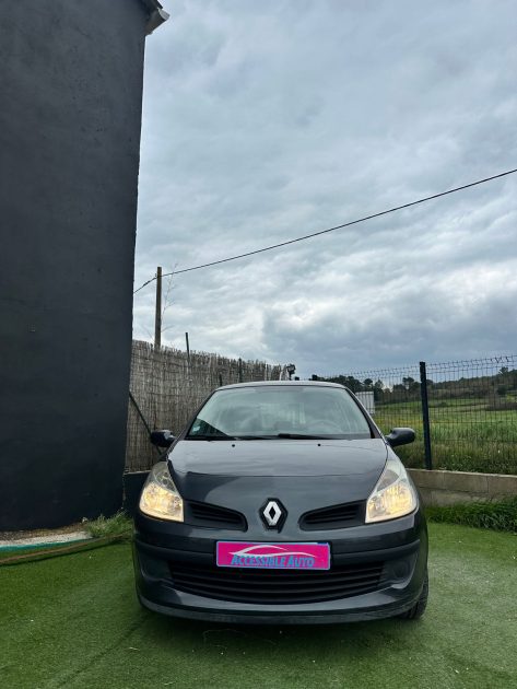 RENAULT CLIO 2008