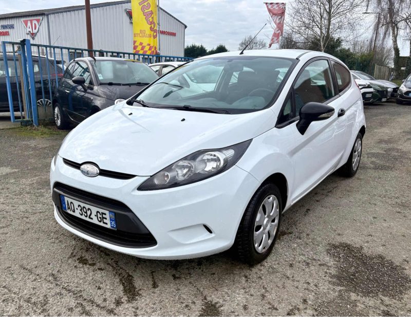 FORD FIESTA 1.4 TDCi 68ch Ambiente 3p
