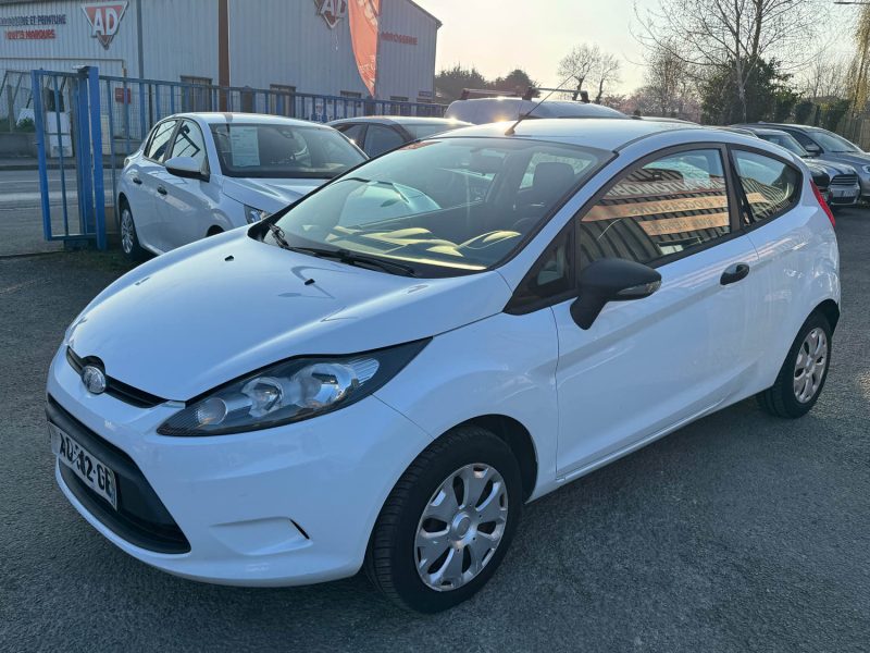 FORD FIESTA 1.4 TDCi 68ch Ambiente 3p