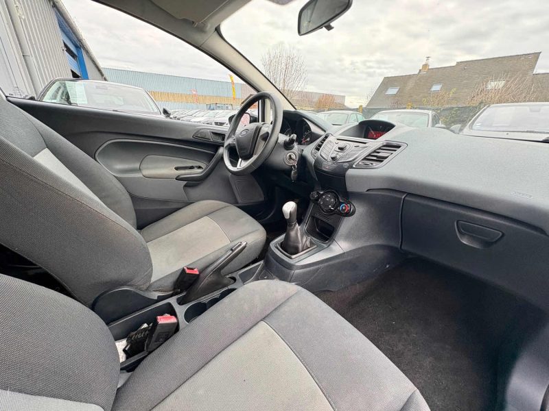 FORD FIESTA 1.4 TDCi 68ch Ambiente 3p