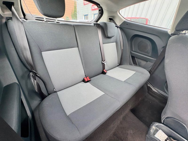 FORD FIESTA 1.4 TDCi 68ch Ambiente 3p