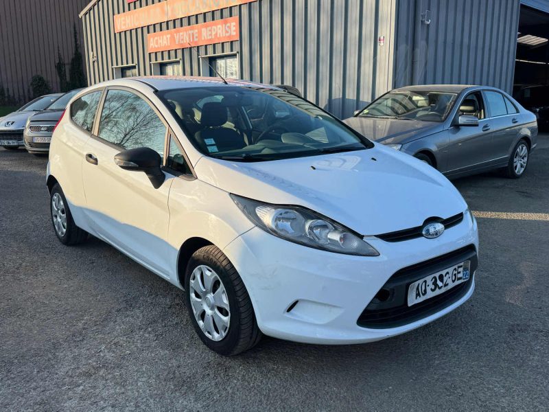 FORD FIESTA 1.4 TDCi 68ch Ambiente 3p