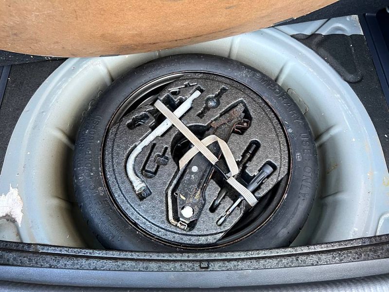 VOLKSWAGEN GOLF 5 V PLUS 1.6 FSI 115 Cv BOITE AUTOMATIQUE 80 100 Kms - GARANTIE 1 AN