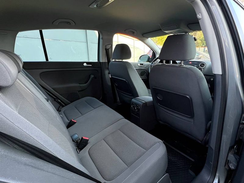 VOLKSWAGEN GOLF 5 V PLUS 1.6 FSI 115 Cv BOITE AUTOMATIQUE 80 100 Kms - GARANTIE 1 AN