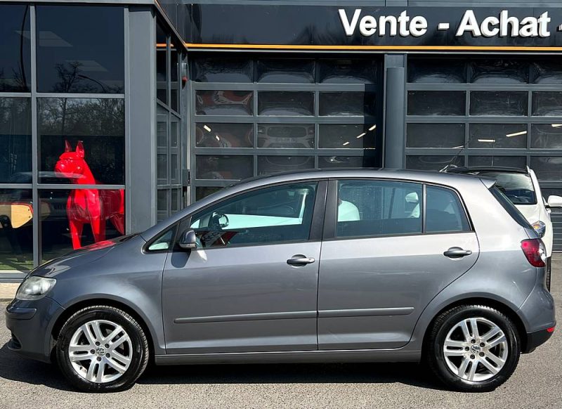 VOLKSWAGEN GOLF 5 V PLUS 1.6 FSI 115 Cv BOITE AUTOMATIQUE 80 100 Kms - GARANTIE 1 AN