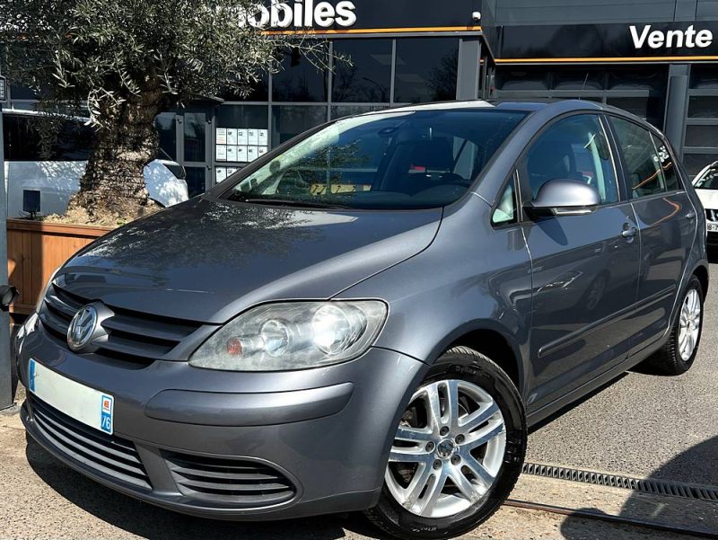 VOLKSWAGEN GOLF 5 V PLUS 1.6 FSI 115 Cv BOITE AUTOMATIQUE 80 100 Kms - GARANTIE 1 AN