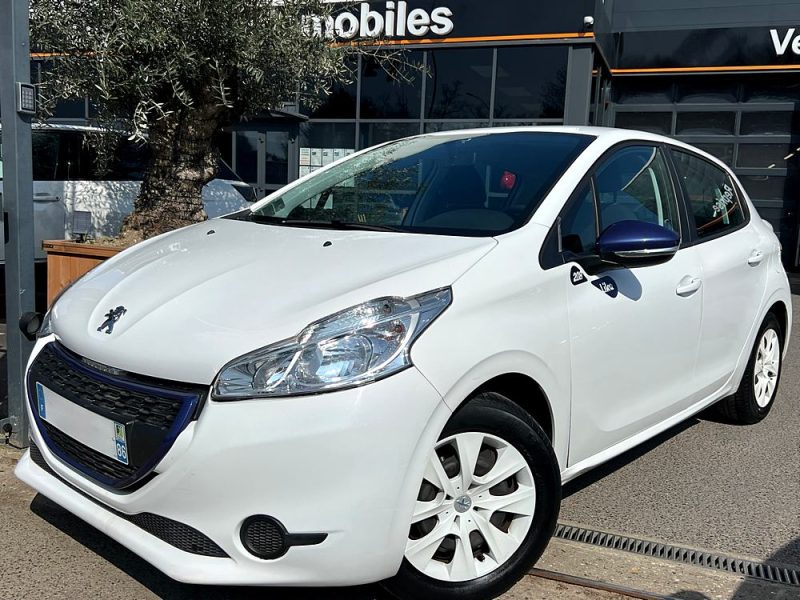 PEUGEOT 208 LIKE 1.0 VTI 68 Cv 1ERE MAIN CLIMATISATION REGULATEUR LIMITEUR BLUETOOTH - GARANTIE 1 AN