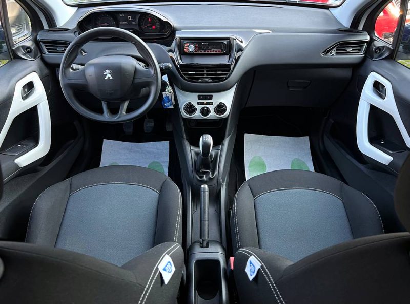 PEUGEOT 208 LIKE 1.0 VTI 68 Cv 1ERE MAIN CLIMATISATION REGULATEUR LIMITEUR BLUETOOTH - GARANTIE 1 AN
