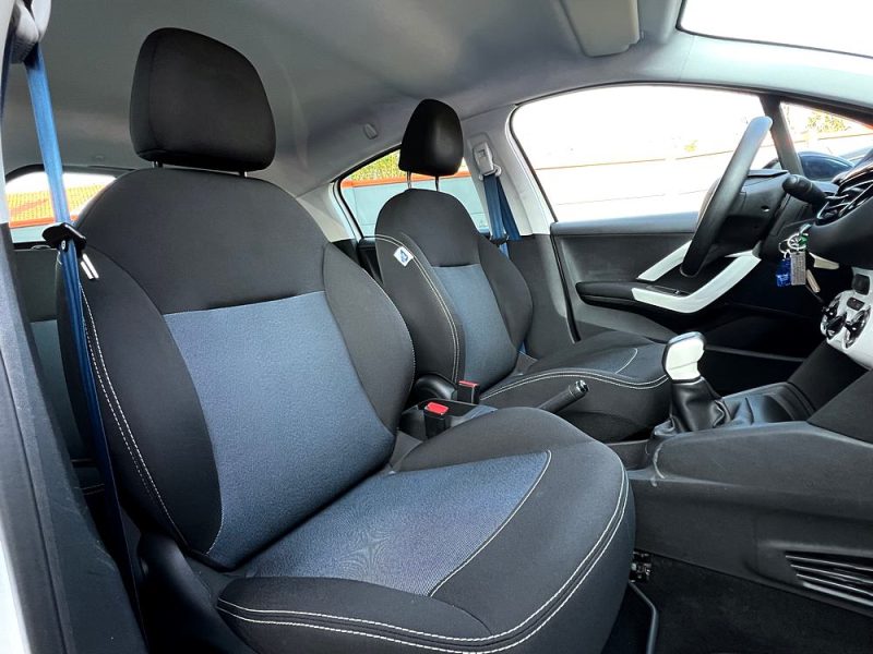 PEUGEOT 208 LIKE 1.0 VTI 68 Cv 1ERE MAIN CLIMATISATION REGULATEUR LIMITEUR BLUETOOTH - GARANTIE 1 AN