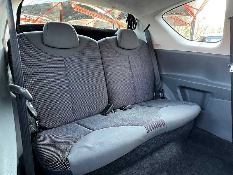 PEUGEOT 107 1.0 68 Cv PREMIERE MAIN ESSENCE BLUETOOTH CRIT AIR 2 - GARANTIE 1 AN