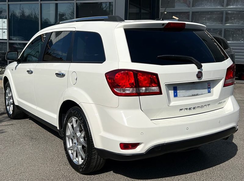 FIAT FREEMONT LOUNGE 2.0 MULTIJET 140 Cv 4x2 1ERE MAIN / 7 PLACES CUIR GPS CAMERA - GARANTIE 1 AN