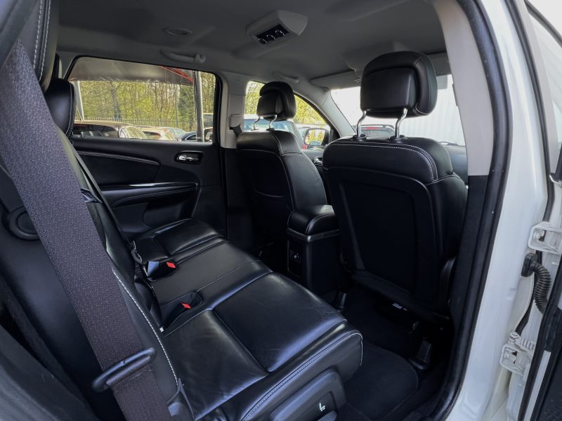 FIAT FREEMONT LOUNGE 2.0 MULTIJET 140 Cv 4x2 1ERE MAIN / 7 PLACES CUIR GPS CAMERA - GARANTIE 1 AN