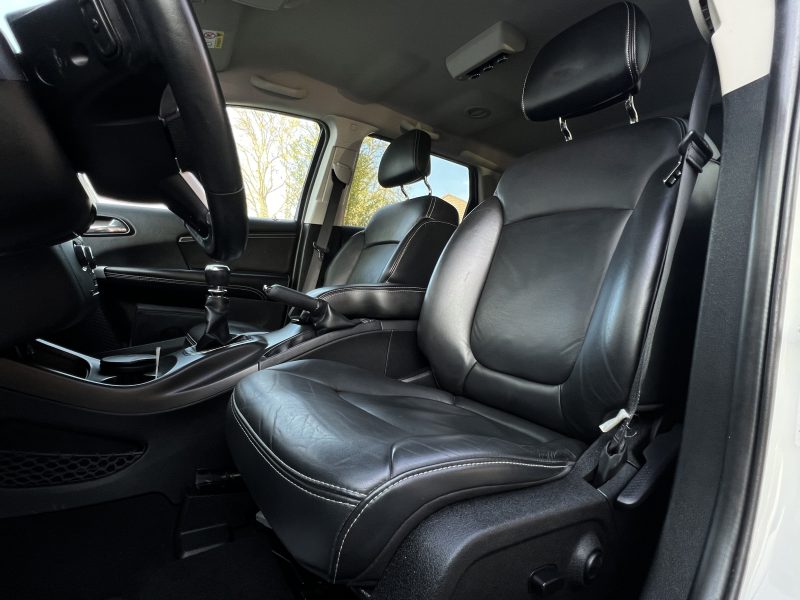 FIAT FREEMONT LOUNGE 2.0 MULTIJET 140 Cv 4x2 1ERE MAIN / 7 PLACES CUIR GPS CAMERA - GARANTIE 1 AN