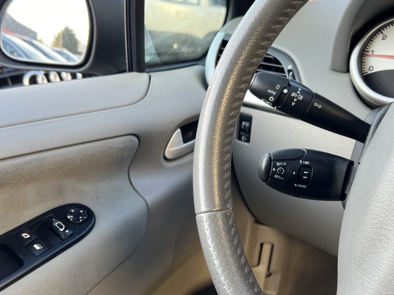 PEUGEOT 207 RWC 1.4 VTI 95 Cv PREMIERE MAIN / 66 600 Kms ORIGINE FRANCE - GARANTIE 1 AN