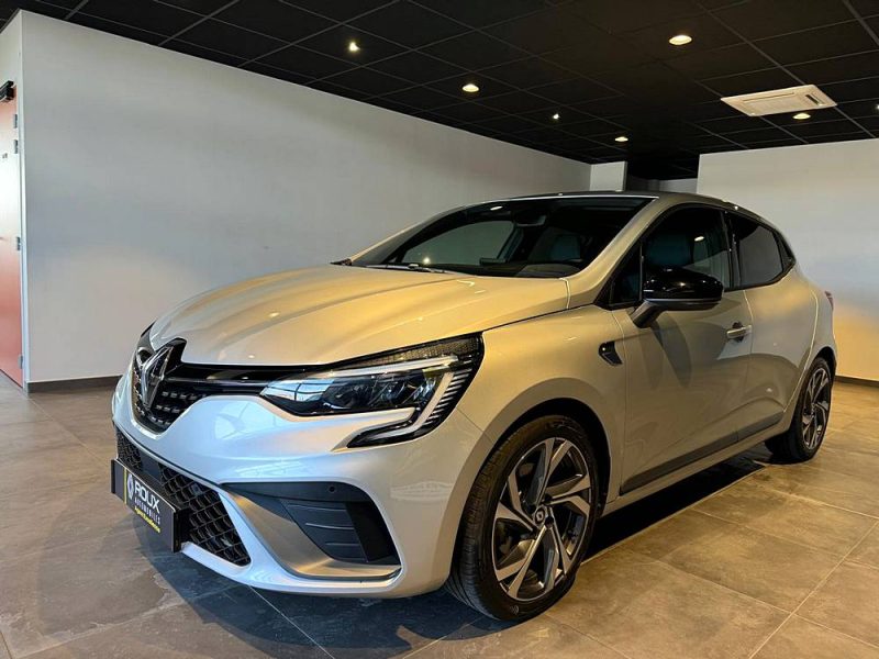 RENAULT CLIO 2022