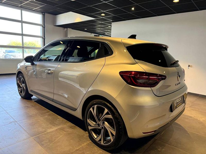 RENAULT CLIO 2022