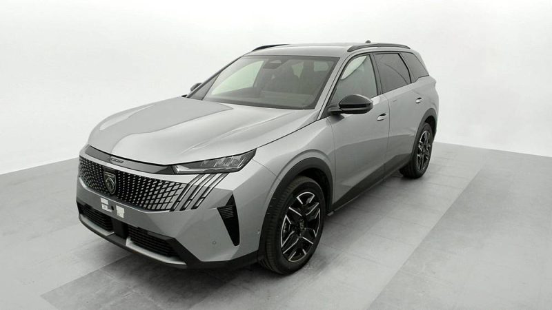 PEUGEOT 5008 2025