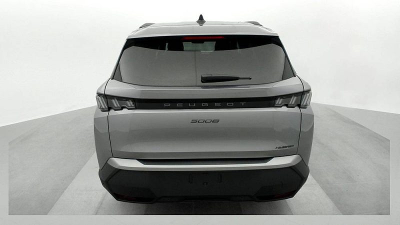 PEUGEOT 5008 2025