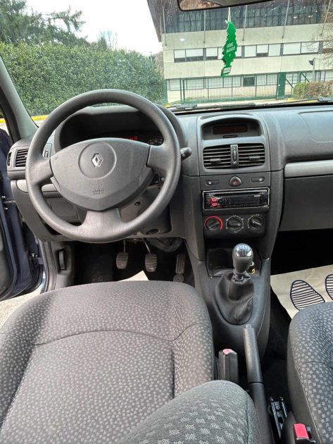 RENAULT CLIO 2009