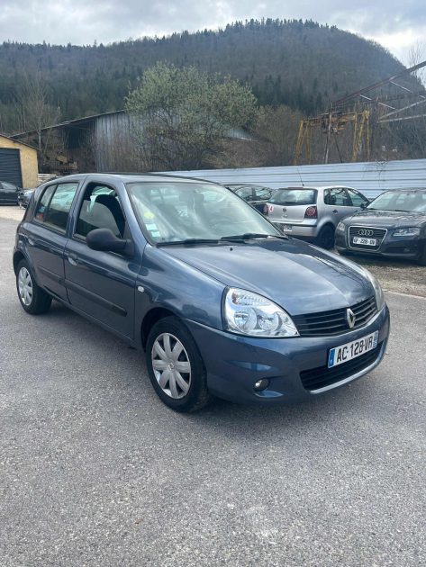 RENAULT CLIO 2009