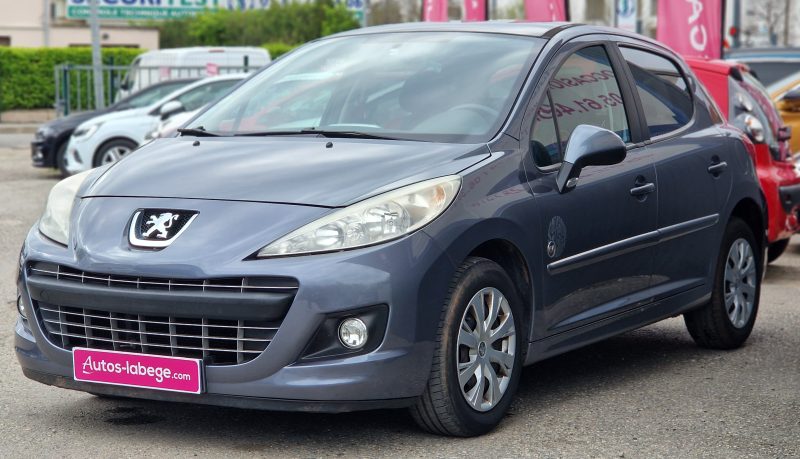 PEUGEOT 207 2011