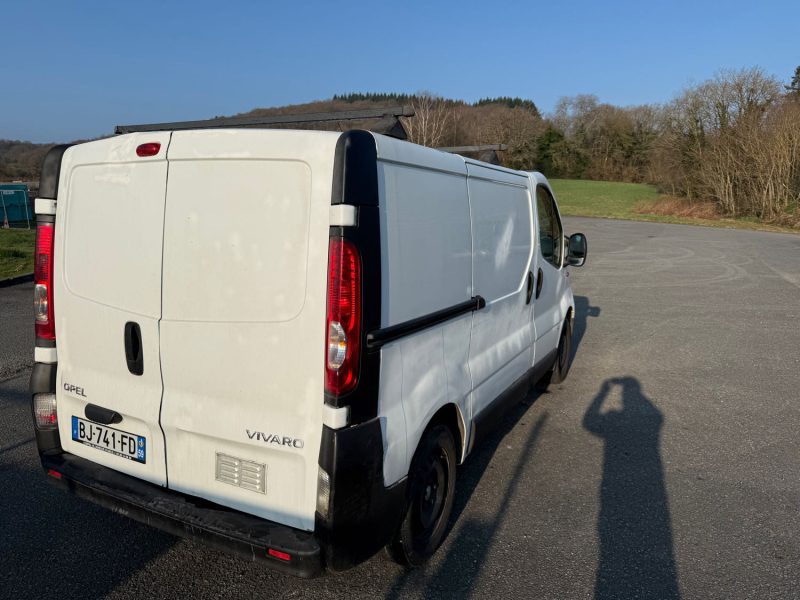 OPEL VIVARO 2011