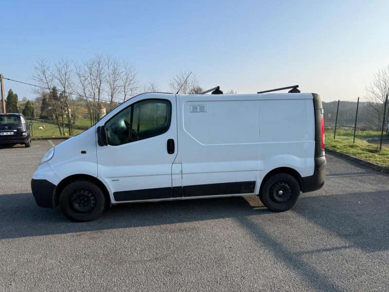 OPEL VIVARO 2011