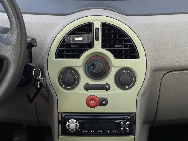 RENAULT MODUS 1.6 i 16V EMPREINTE 113 ch GARANTIE 6MOIS