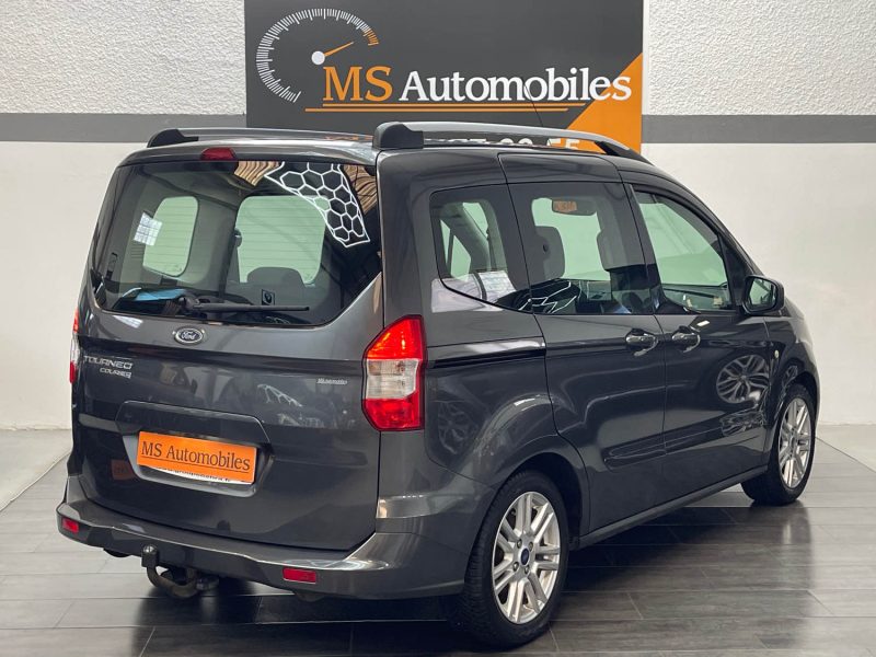 FORD TOURNEO COURIER 2016