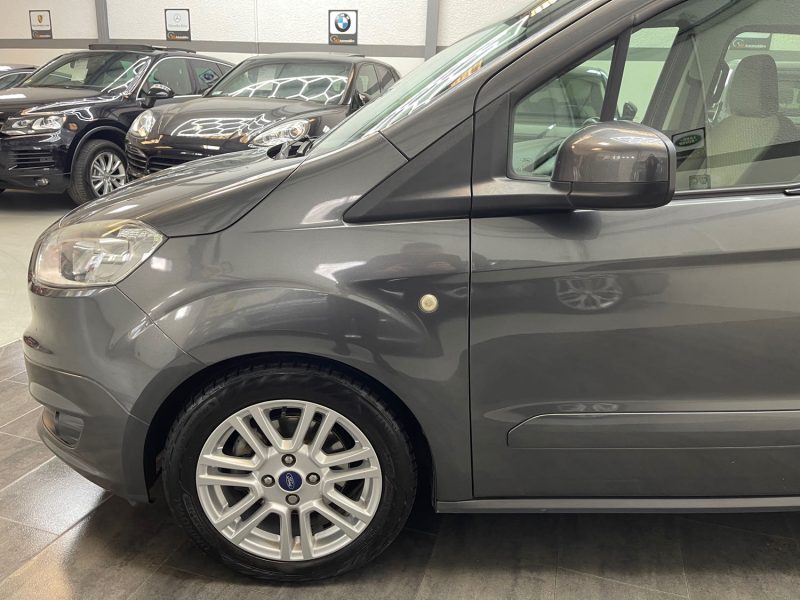 FORD TOURNEO COURIER 2016
