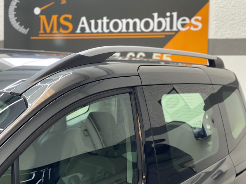 FORD TOURNEO COURIER 2016