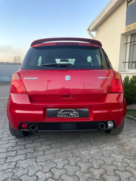 SUZUKI SWIFT  2010