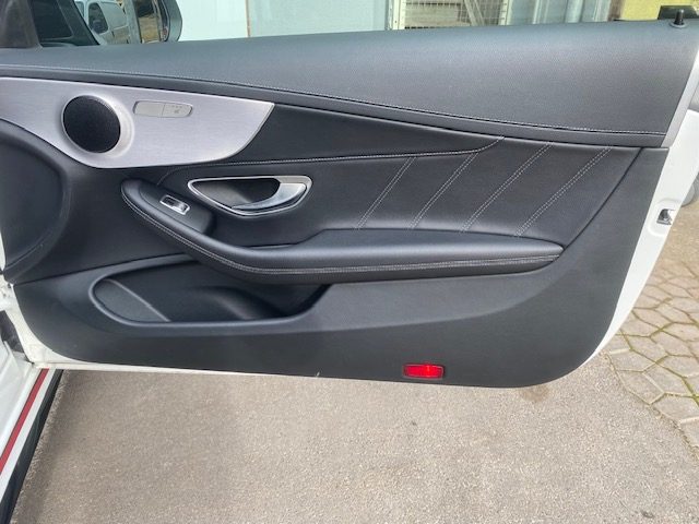 MERCEDES CLASSE C63Amg S 510ch 