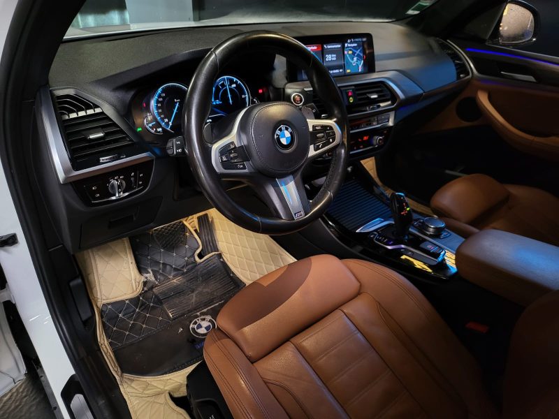 BMW X3 20d 2.0 XDRIVE X LINE 190 cv / TETE HAUTE + H&K + SIEGES CUIR + CARPLAY /