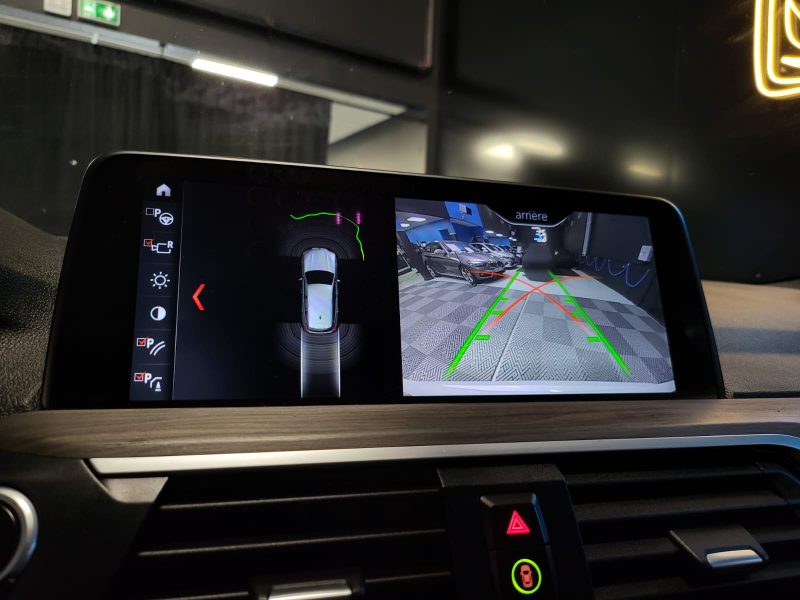BMW X3 20d 2.0 XDRIVE X LINE 190 cv / TETE HAUTE + H&K + SIEGES CUIR + CARPLAY /