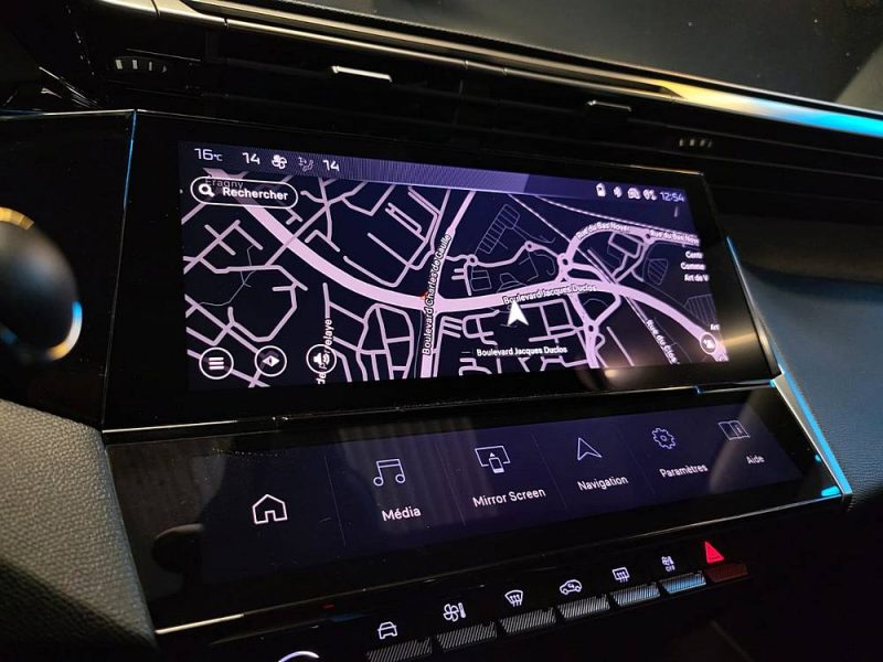 PEUGEOT 308 1.2 PURETECH ALLURE PACK / MIRROR SCREEN + CAMERA + ENTRETIEN PEUGEOT /