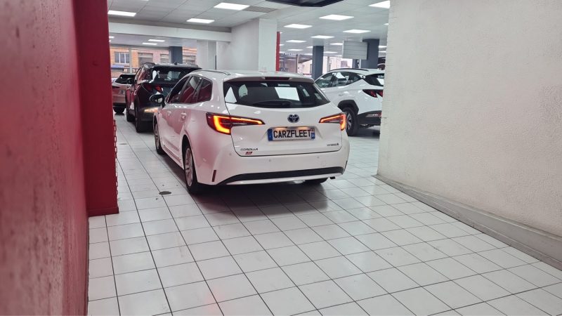 Toyota COROLLA TOURING SPORTS DYNAMIC BUSINESS 122cv 2020/TVA RECUPERABLE/1 ERE MAIN