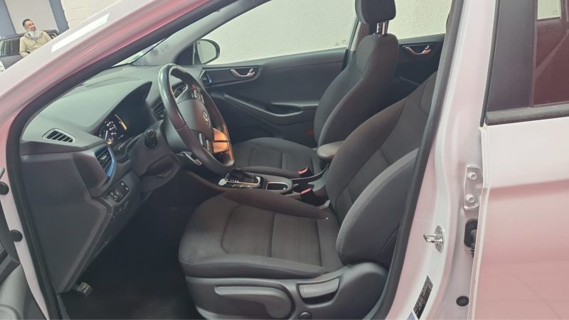 Hyundai IONIQ HYBRIDE 1.6 DCT6 BUSINESS BLANC POLAR/TVA RECUPERABLE/1 ERE MAIN