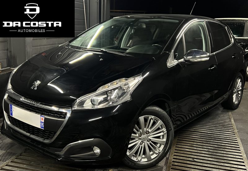 PEUGEOT 208 PHASE 2 ALLURE 1.2 82 Cv ECRAN GPS APPLE CARPLAY & ANDROID CRIT AIR 1 - GARANTIE 1 AN