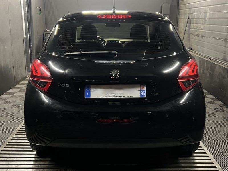 PEUGEOT 208 PHASE 2 ALLURE 1.2 82 Cv ECRAN GPS APPLE CARPLAY & ANDROID CRIT AIR 1 - GARANTIE 1 AN