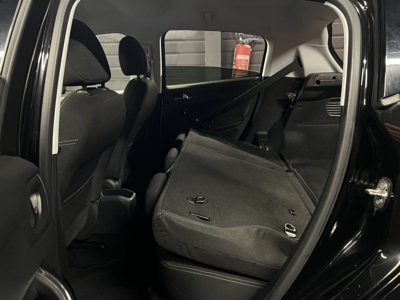 PEUGEOT 208 PHASE 2 ALLURE 1.2 82 Cv ECRAN GPS APPLE CARPLAY & ANDROID CRIT AIR 1 - GARANTIE 1 AN