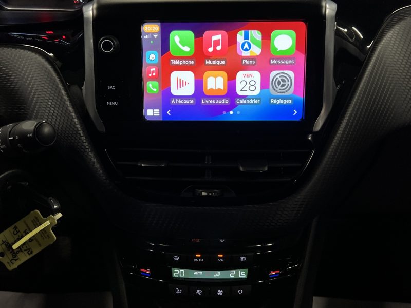 PEUGEOT 208 PHASE 2 ALLURE 1.2 82 Cv ECRAN GPS APPLE CARPLAY & ANDROID CRIT AIR 1 - GARANTIE 1 AN