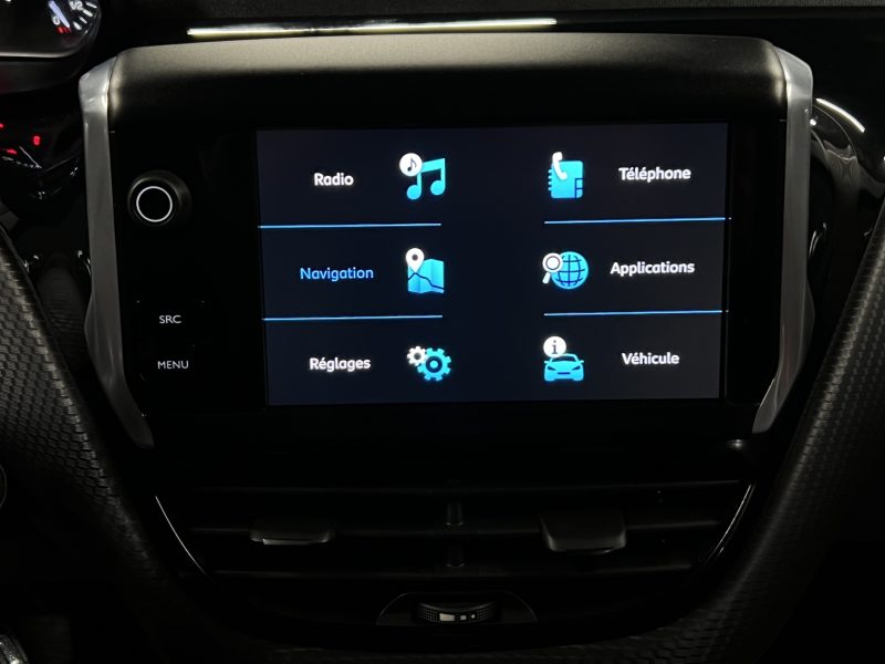 PEUGEOT 208 PHASE 2 ALLURE 1.2 82 Cv ECRAN GPS APPLE CARPLAY & ANDROID CRIT AIR 1 - GARANTIE 1 AN