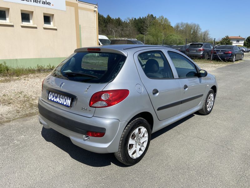 PEUGEOT 206+ 1.1i 60CV URBAN 