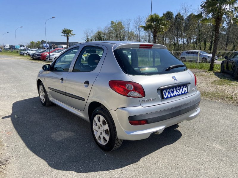 PEUGEOT 206+ 1.1i 60CV URBAN 