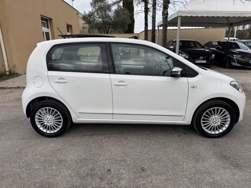 VOLKSWAGEN UP! 1.0 MPI 75CV - MOVE 