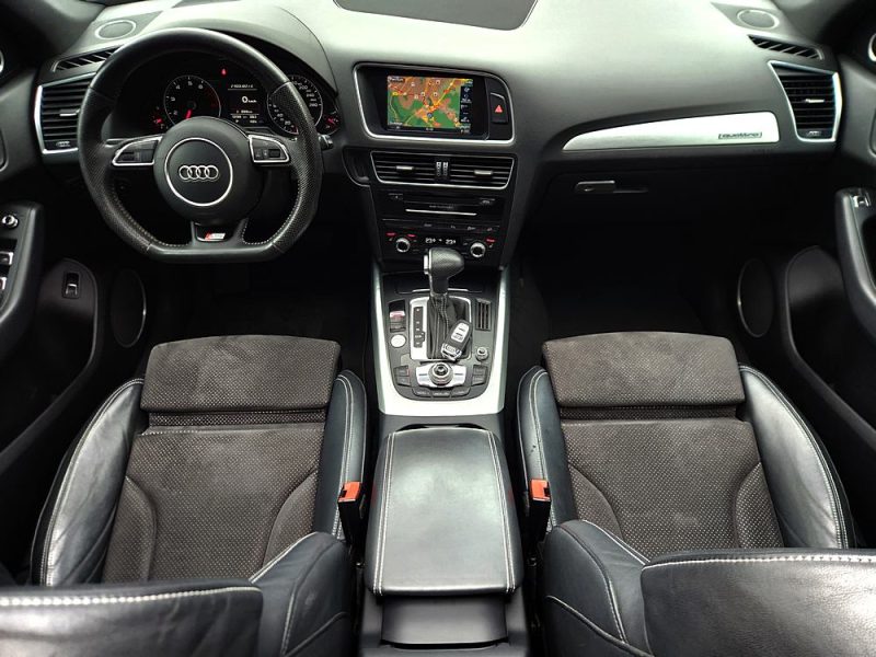 AUDI Q5 2.0 TFSI 225 quattro S-Tronic*PANO*B&O*CUIR*