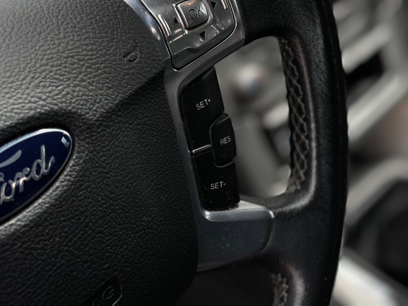 FORD MONDEO IV (CA2) Hatchback 1.6 Ti VCT 16V 110ch GARANTIE 6 MOIS